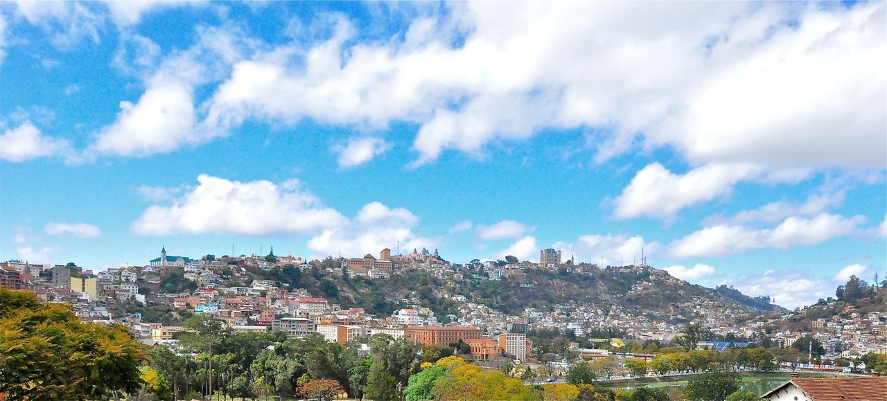 Rova Hotel Antananarivo Bagian luar foto