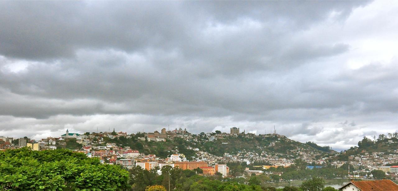 Rova Hotel Antananarivo Bagian luar foto