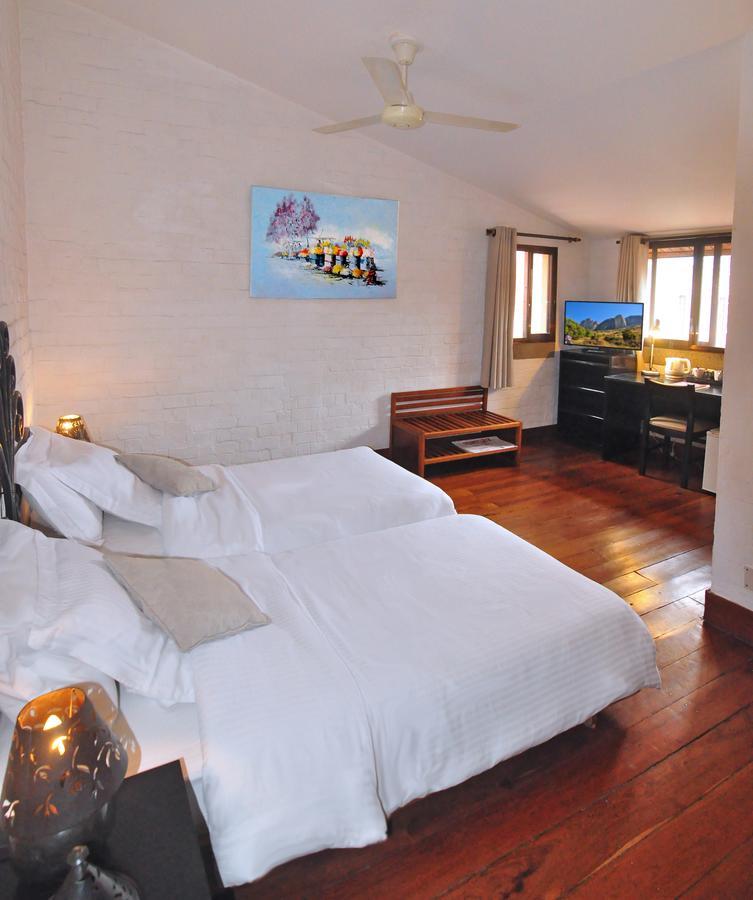 Rova Hotel Antananarivo Bagian luar foto